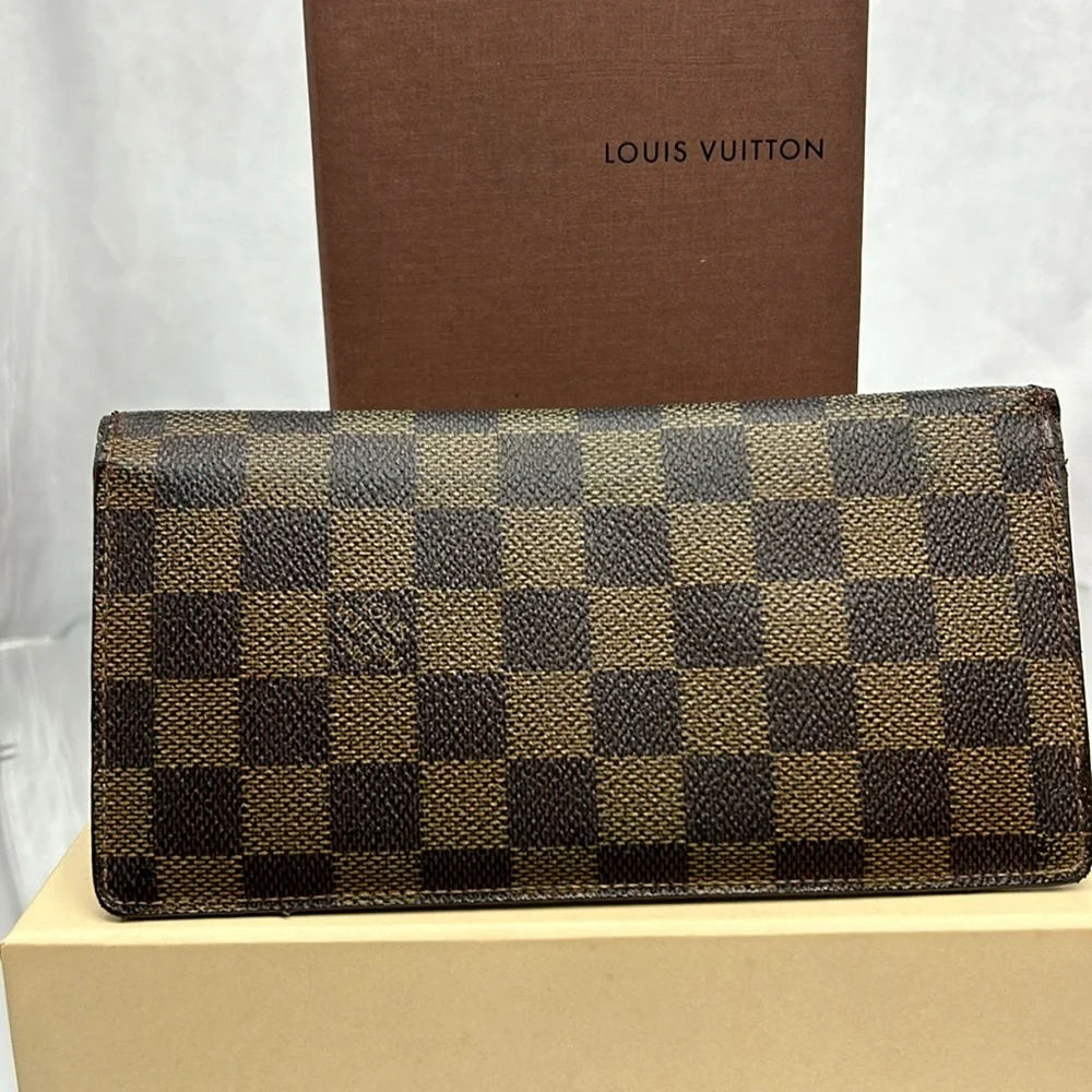Louis Vuitton LOUIS VUITTON Wallet
